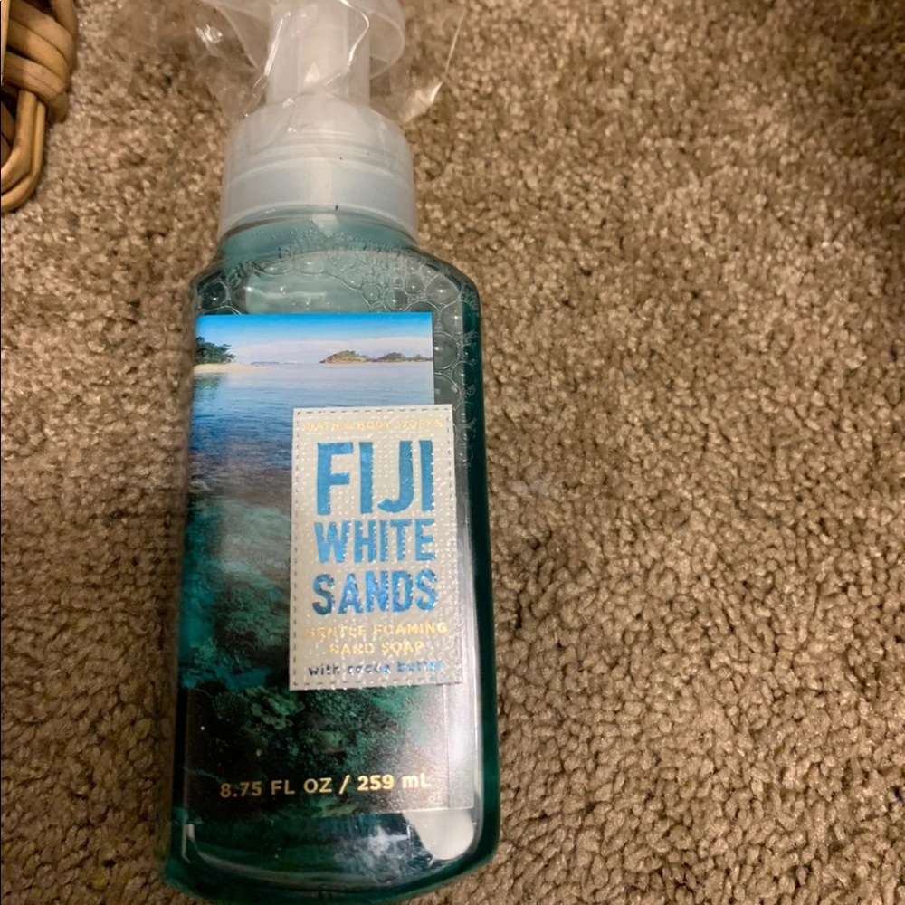 Bath and Bodyworks hand soap